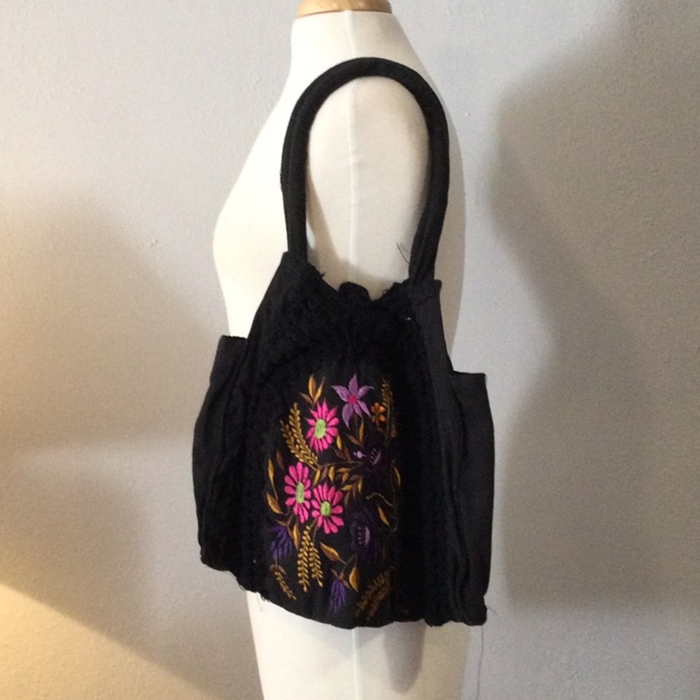 Hobo Black Floral Shoulder/Crossbody Bag
